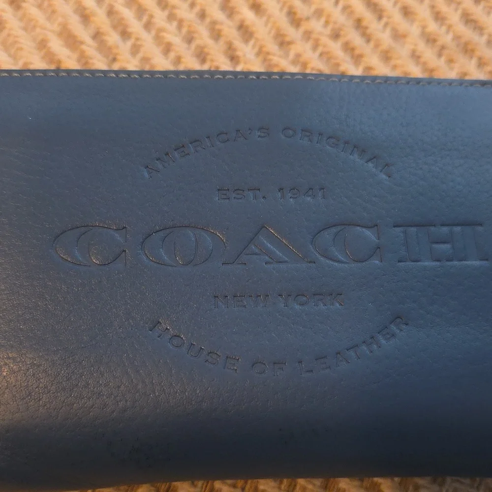 Coach Midnight Blue Leather Zip Wallet - Picture 2 of 7